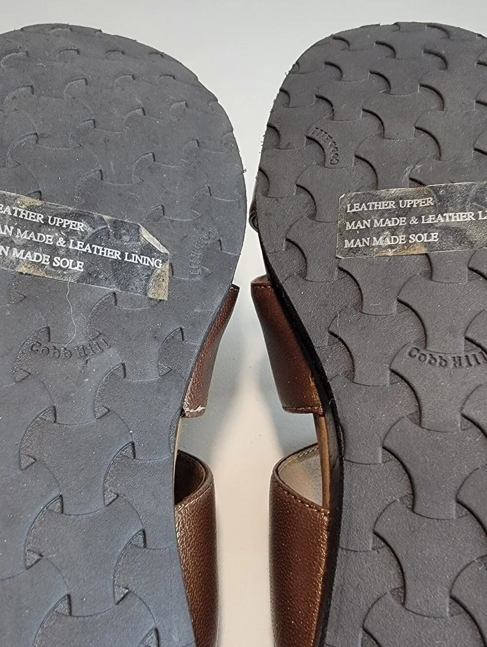 Cobb Hill Heidi Medallion Sandals Adjustable Straps Low Wedge Brown Metallic 10M